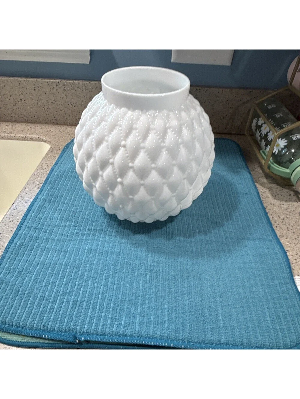 WHITE TEXTURED GLASS GLOBE LAMP SHADE W/ LARGE FITTER OPENING